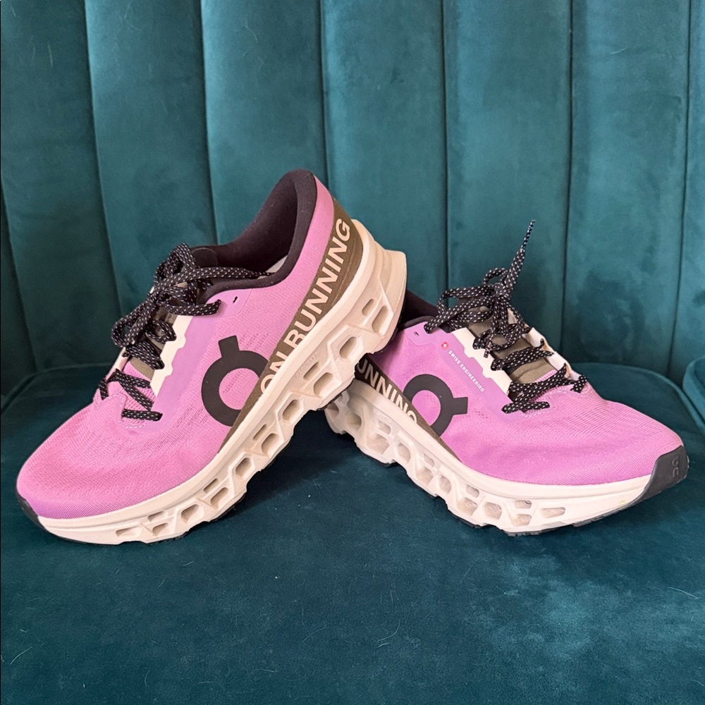 On Cloudmonster 3 in color Sakura/Ivory Women’s Size 9.5.